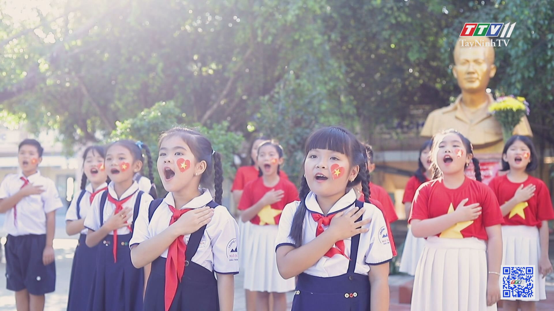 Thiếu nhi các dân tộc hát Quốc ca tại địa chỉ đỏ | THANH NIÊN | TayNinhTV
